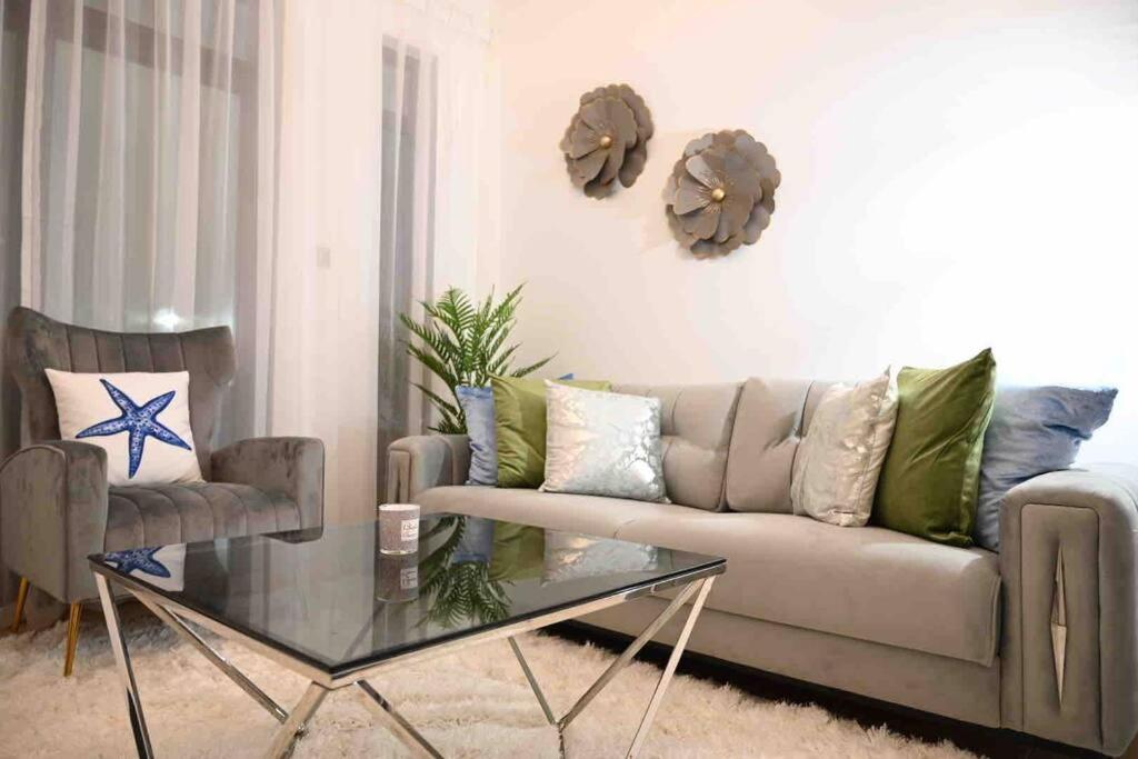 Brand New Furniture . Close To Dubai Mall. Exterior foto
